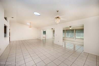 Located in a sought-after resort-style country club community - photo 7