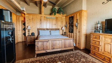 Farm style ranch retreat on Lake Whitney with six bedrooms and - photo 18
