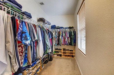 Immaculate 3-bed, 2.5-bath, 1-car town-home ideally situated on - photo 23