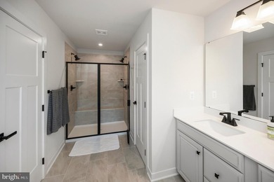 Welcome home to this 4BR, 3.5BA Colonial in the soughtafter - photo 28