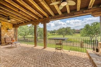 Tuscan home on 2 lots, 3 new a/c's, new roof 2021, new wood - photo 31