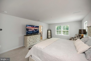Welcome home to this 4BR, 3.5BA Colonial in the soughtafter - photo 31