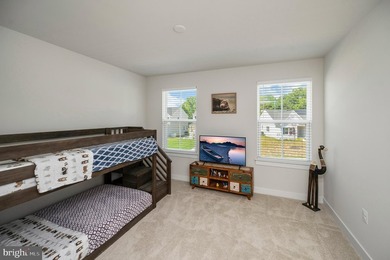 Welcome home to this 4BR, 3.5BA Colonial in the soughtafter - photo 36