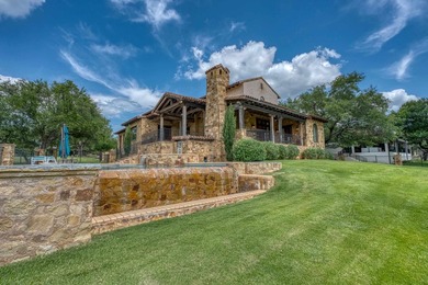 Tuscan home on 2 lots, 3 new a/c's, new roof 2021, new wood - photo 38