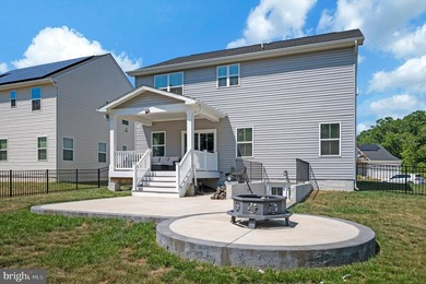 Welcome home to this 4BR, 3.5BA Colonial in the soughtafter - photo 49