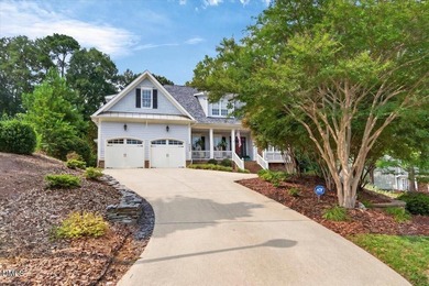 Beautifully appointed Craftsman-style home tucked away on a - photo 4