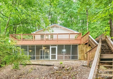 SELLER TO PAY UP TO $ 5000.00 OF BUYERS CLOSING COST WITH - photo 1