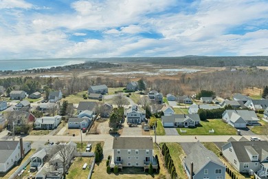 Welcome to your coastal escape in the highly sought-after - photo 36