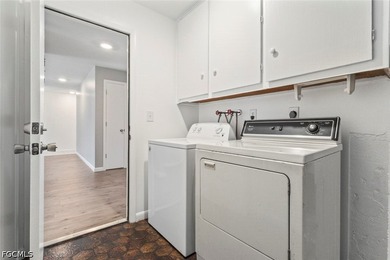 Beautifully remodeled 3-bedroom, 2-bath canal home perfectly - photo 33