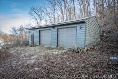 **Lakefront Home with 3 Acres ** One owner Custom Built Home - - photo 2