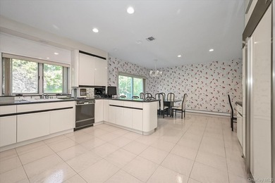 Experience refined living in this exquisitely crafted and - photo 6