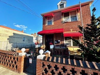 FULLY DETACHED EXTRA-LARGE(3120 SQFT) LEGAL 3 FAMILY 100% SOLID - photo 3