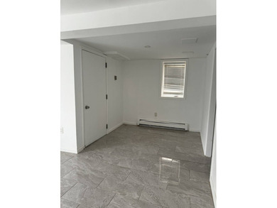 FULLY DETACHED EXTRA-LARGE(3120 SQFT) LEGAL 3 FAMILY 100% SOLID - photo 8