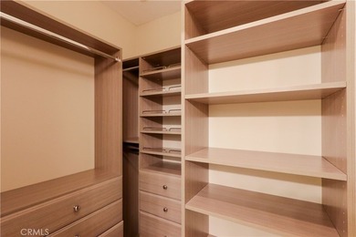 Welcome to this light-filled corner unit in the highly sought - photo 12