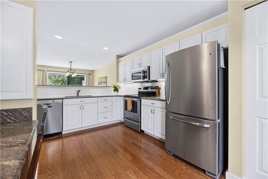 This inviting and well-maintained 2-bedroom, 2.5-bath condo - photo 16