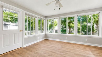 This bright and lovely 3-bedroom, 2.5 bathroom condo offers the - photo 21