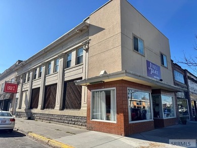 Prime mixed-use investment property located in the heart of