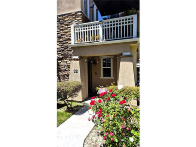 Welcome to this light-filled corner unit in the highly sought - photo 25