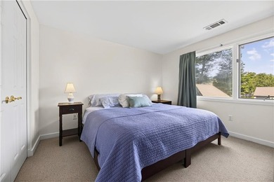 This inviting and well-maintained 2-bedroom, 2.5-bath condo - photo 25