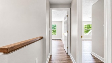 This bright and lovely 3-bedroom, 2.5 bathroom condo offers the - photo 28
