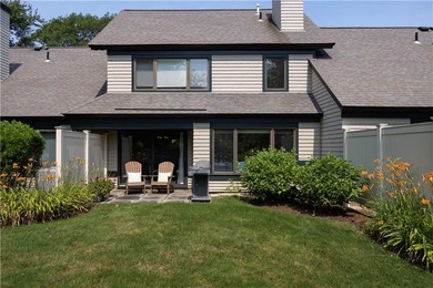 This inviting and well-maintained 2-bedroom, 2.5-bath condo - photo 32