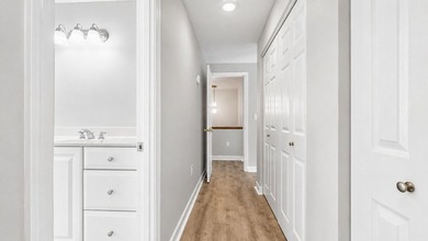 This bright and lovely 3-bedroom, 2.5 bathroom condo offers the - photo 34