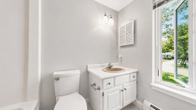 This bright and lovely 3-bedroom, 2.5 bathroom condo offers the - photo 39