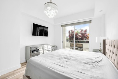 Rarely available South facing 2 bedroom that has been extremely - photo 11