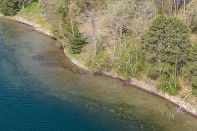An exceptional oversized site with 261' sand frontage and 2.75 - photo 9