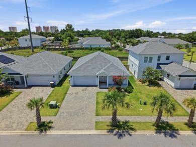 Welcome to the ''Pink Alligator''! This one owner home is - photo 27
