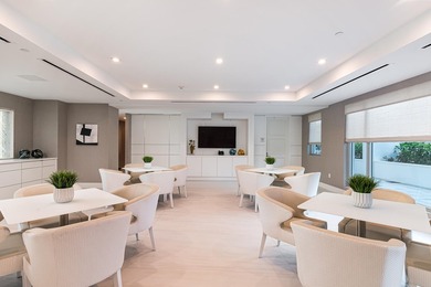 Rarely available South facing 2 bedroom that has been extremely - photo 28