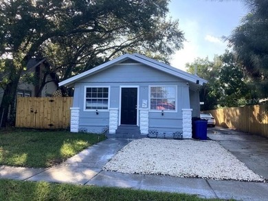 **Income-Generating Duplex in Prime St. Petersburg Location** - photo 1