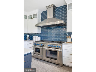 Welcome to 461 Norland Drive, beautifully positioned within the - photo 31