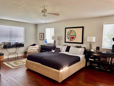 Spacious end-unit townhome located in the desired Cortina - photo 13