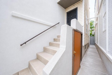 Located in Prime Dyker Heights! Well-maintained detached legal - photo 14