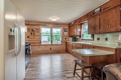 Welcome to easy lake living on beautiful Pelican Lake! Tucked - photo 21