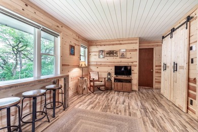 Welcome to easy lake living on beautiful Pelican Lake! Tucked - photo 23