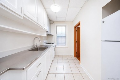 Located in Prime Dyker Heights! Well-maintained detached legal - photo 30