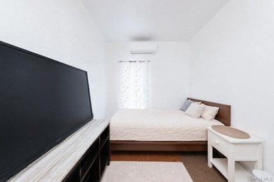 Located in Prime Dyker Heights! Well-maintained detached legal - photo 31