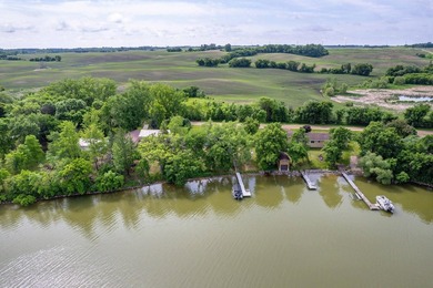 Welcome to easy lake living on beautiful Pelican Lake! Tucked - photo 45