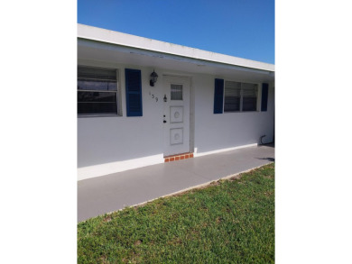 Lake Home For Sale in Boynton Beach, Florida
