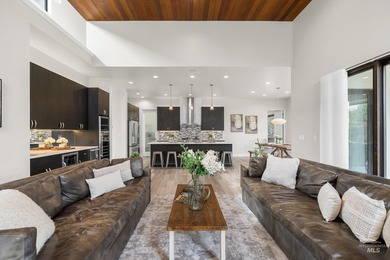 Experience refined living in this custom residence, thoughtfully - photo 6