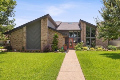 Lake Home For Sale in Arlington, Texas