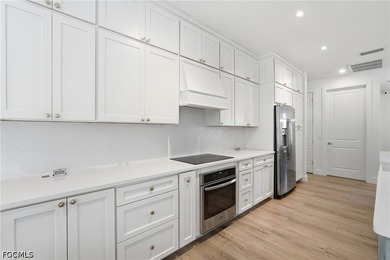 Elegant Home in the Prestigious Gated Community of Spanish Wells - photo 17