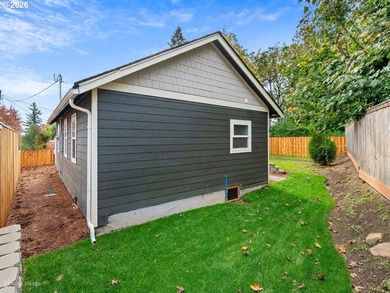 Coming 2026. One of the last 5 houses in Camas View before - photo 17