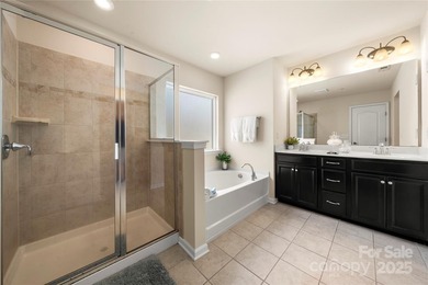 NEW IMPROVED PRICE! Seller is also offering 1 year home warranty - photo 20
