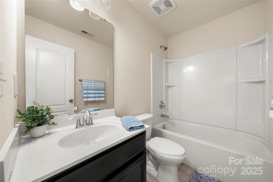 NEW IMPROVED PRICE! Seller is also offering 1 year home warranty - photo 24