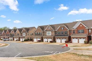 NEW IMPROVED PRICE! Seller is also offering 1 year home warranty - photo 31