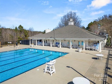 NEW IMPROVED PRICE! Seller is also offering 1 year home warranty - photo 34