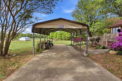 It's all about location, location, location! This charming and - photo 4